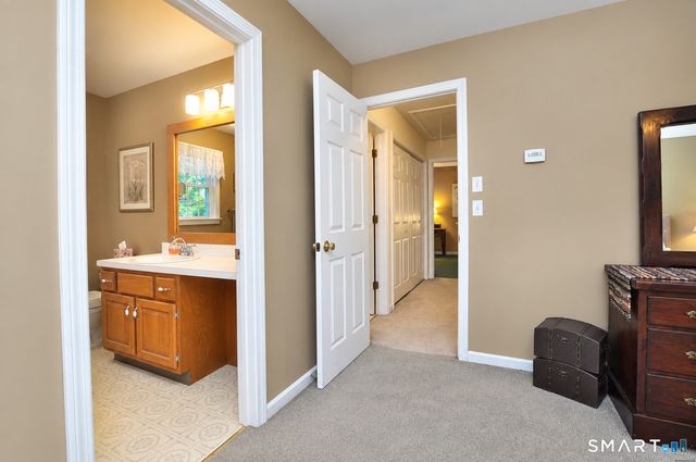 14 Heather Court, New Milford, CT 06776