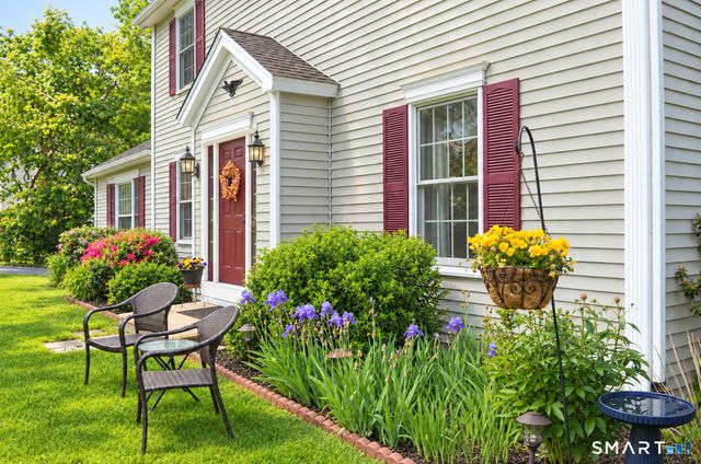 14 Heather Court, New Milford, CT 06776