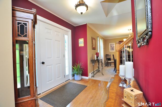 14 Heather Court, New Milford, CT 06776