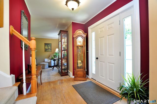 14 Heather Court, New Milford, CT 06776