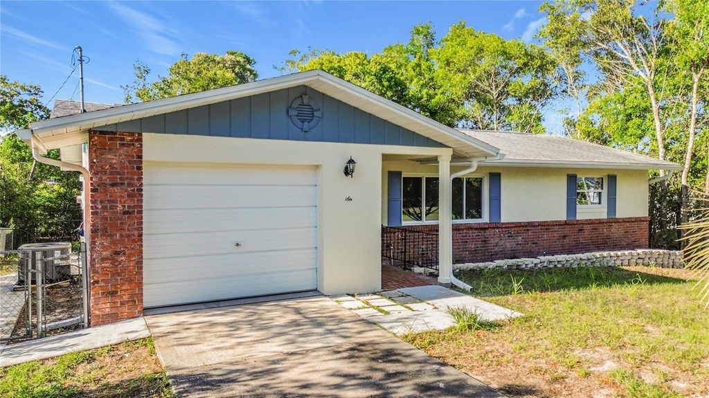 Image 2 of property listing at 6 OKLAHOMA STREET, Beverly Hills, FL 34465