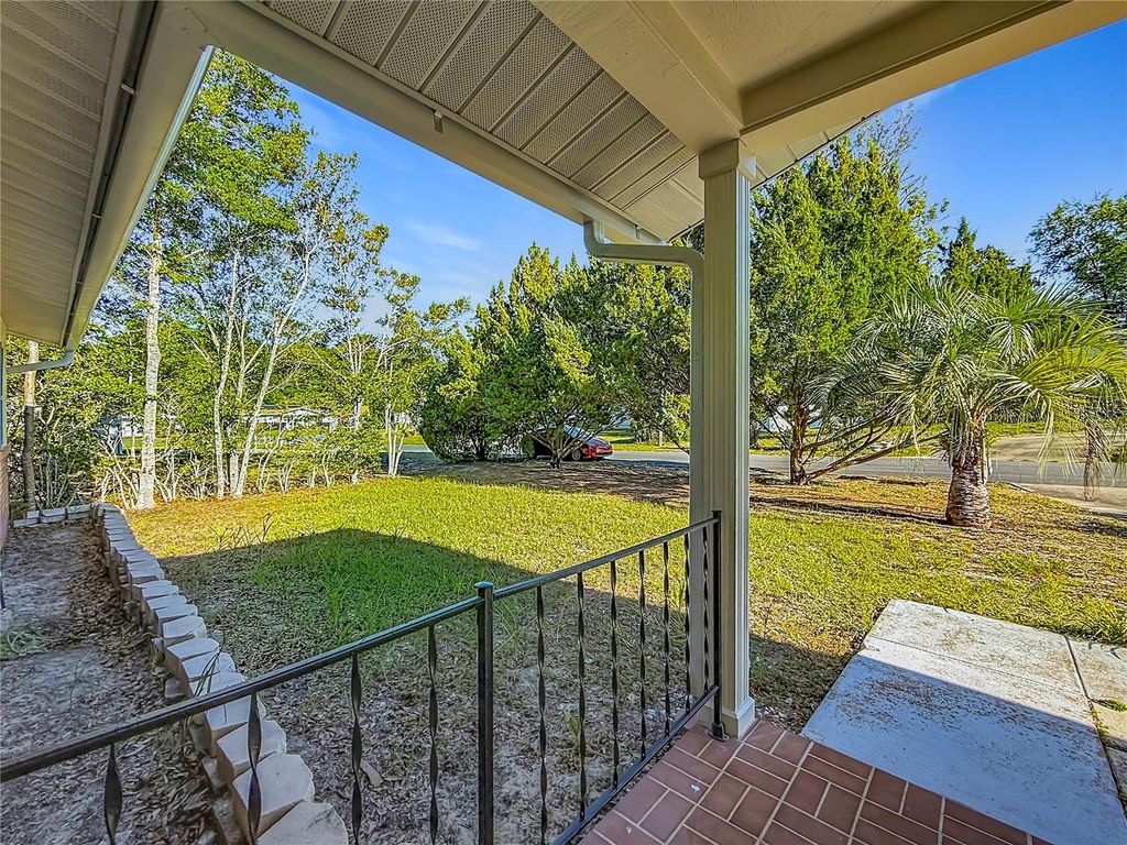 Image 13 of property listing at 6 OKLAHOMA STREET, Beverly Hills, FL 34465
