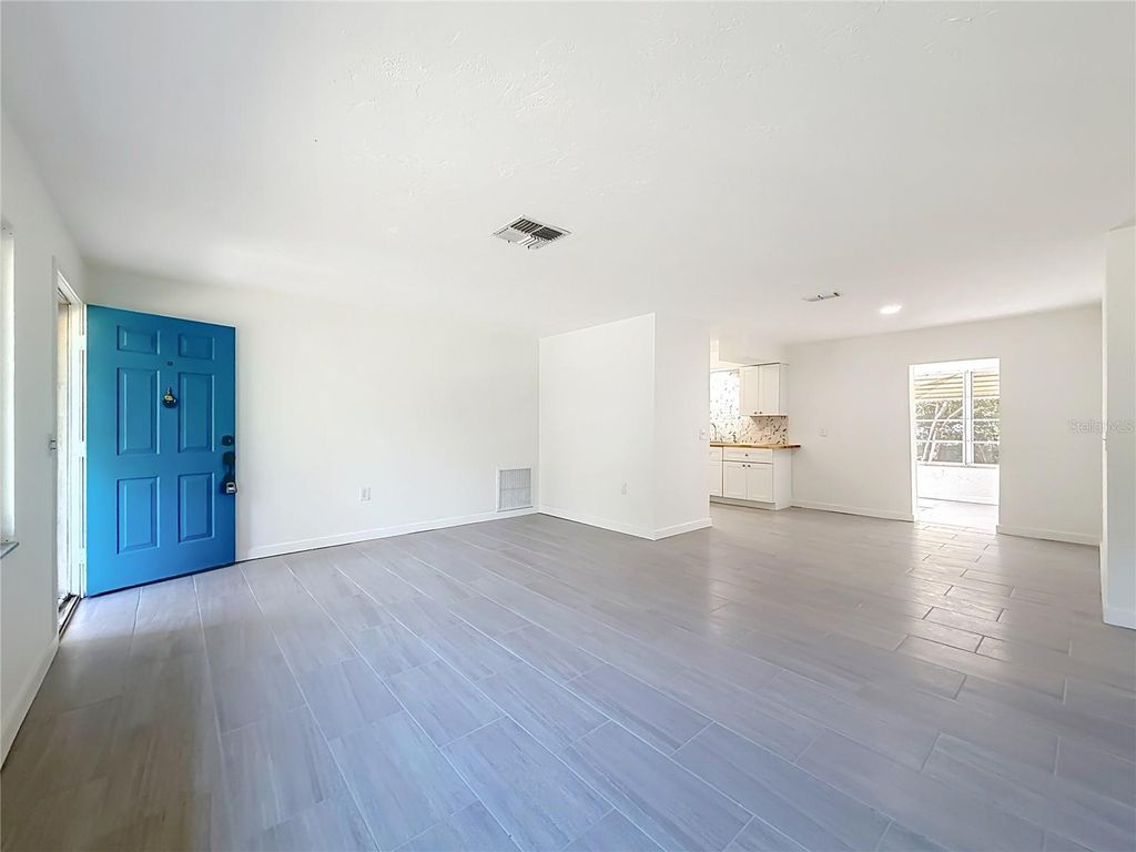 Image 18 of property listing at 6 OKLAHOMA STREET, Beverly Hills, FL 34465