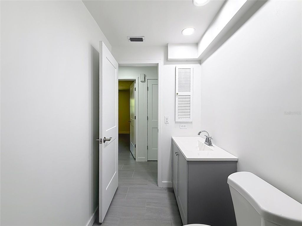 Image 34 of property listing at 6 OKLAHOMA STREET, Beverly Hills, FL 34465