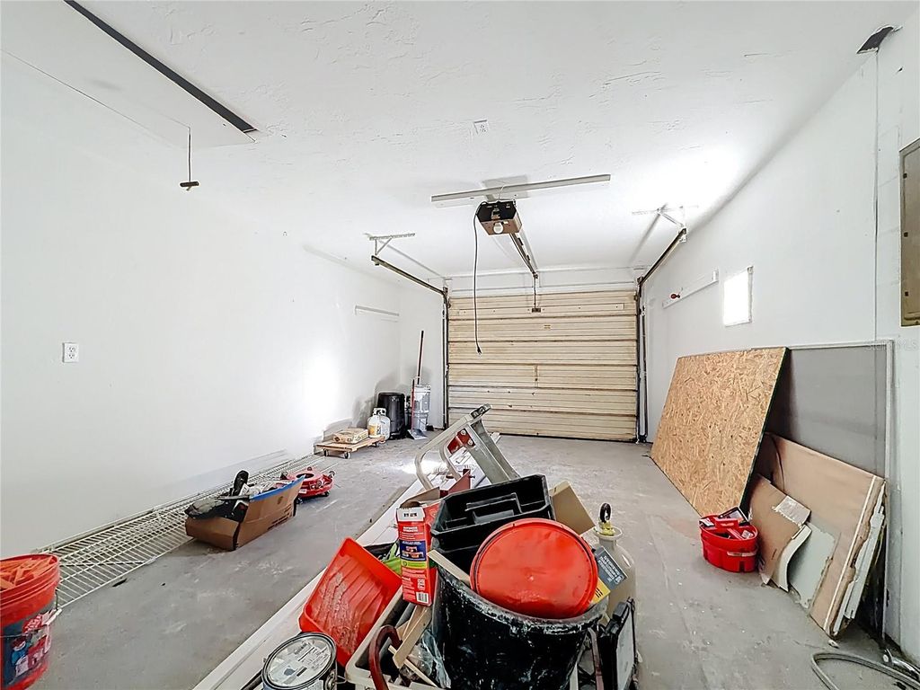 Image 39 of property listing at 6 OKLAHOMA STREET, Beverly Hills, FL 34465