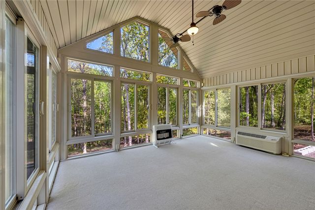 223 Brooks Drive, Townville, SC 29689