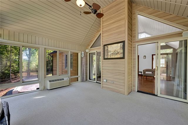 223 Brooks Drive, Townville, SC 29689