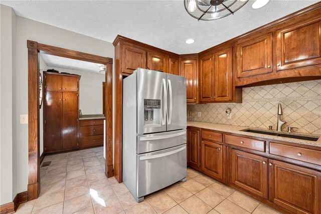 223 Brooks Drive, Townville, SC 29689