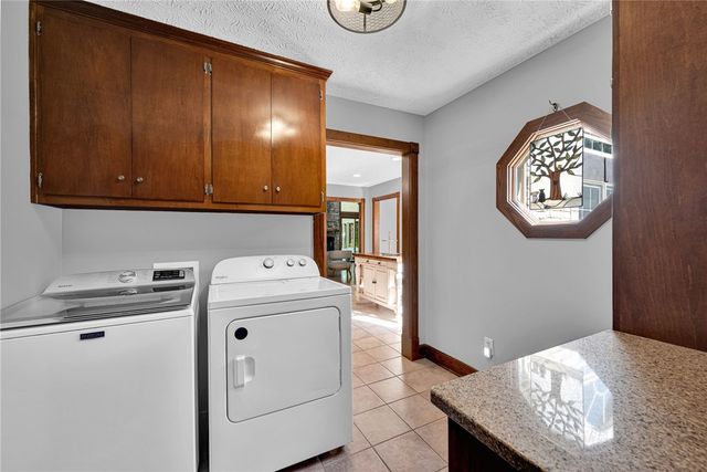 223 Brooks Drive, Townville, SC 29689