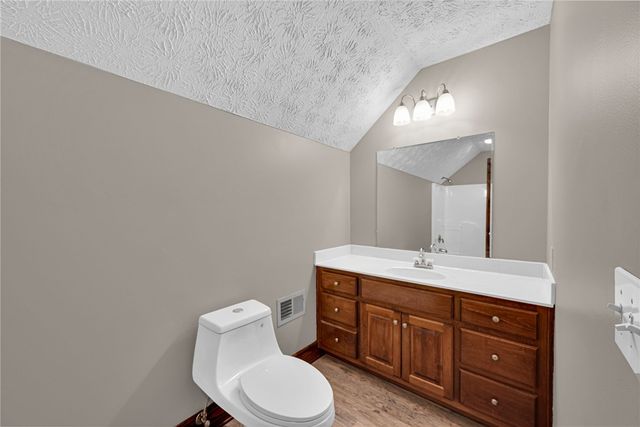 223 Brooks Drive, Townville, SC 29689