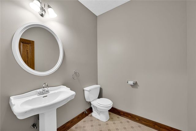 223 Brooks Drive, Townville, SC 29689