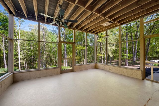 223 Brooks Drive, Townville, SC 29689