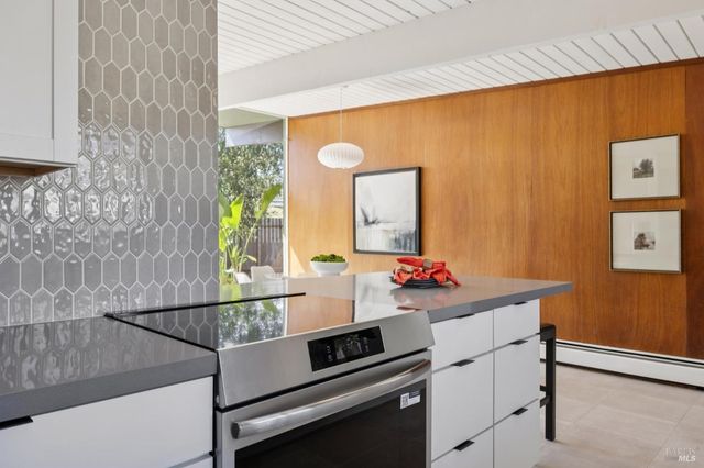 632 Bamboo Ter, San Rafael, CA 94903