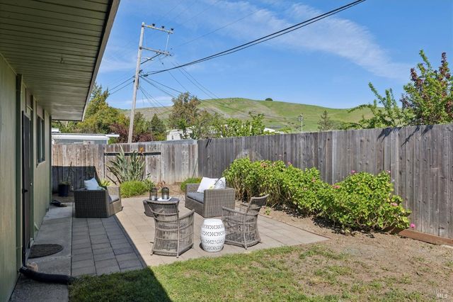 632 Bamboo Ter, San Rafael, CA 94903