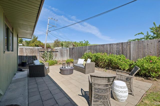 632 Bamboo Ter, San Rafael, CA 94903