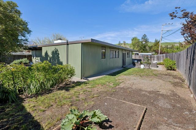 632 Bamboo Ter, San Rafael, CA 94903