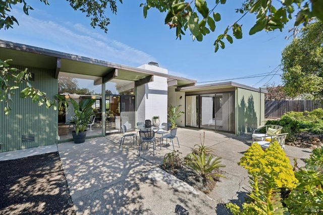 632 Bamboo Ter, San Rafael, CA 94903