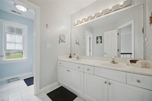 5304 Lake Lawson RD, Virginia Beach, VA 23455