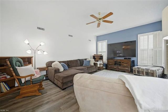 5304 Lake Lawson RD, Virginia Beach, VA 23455