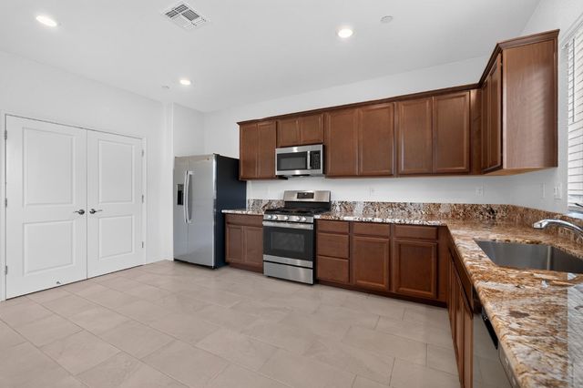 12817 Scholarly Way, Rancho Cordova, CA 95742