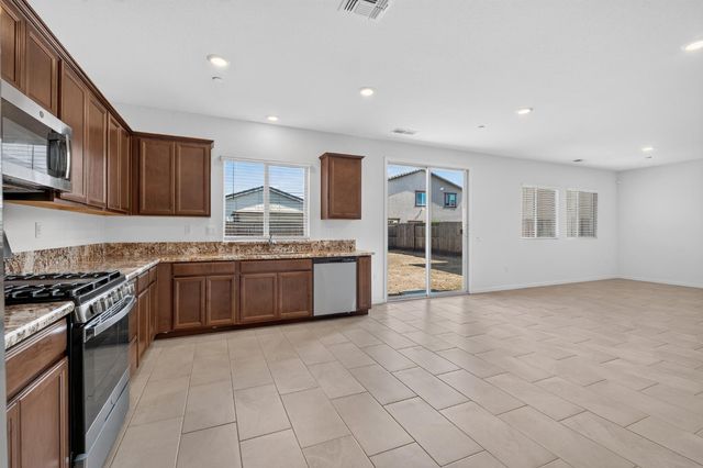 12817 Scholarly Way, Rancho Cordova, CA 95742
