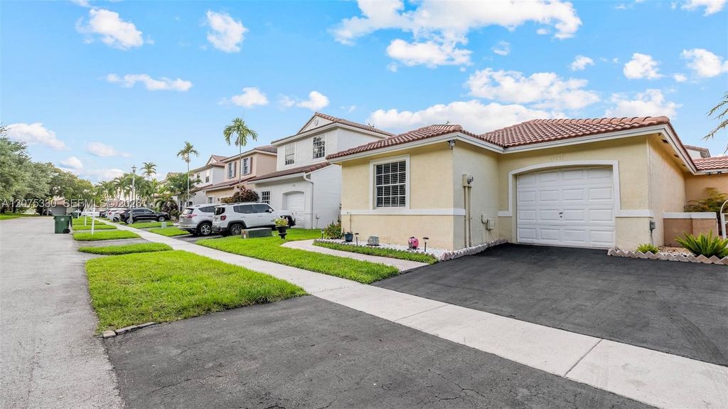 17251 NW 6th Street, Pembroke Pines, FL 33029