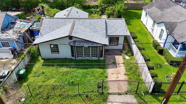 4815 Sayers Street, Houston, TX 77026