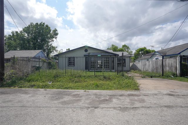 4815 Sayers Street, Houston, TX 77026