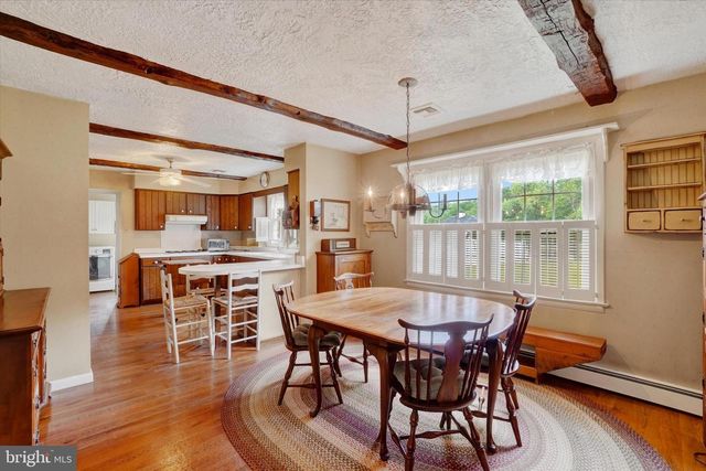 2432 PINE GROVE RD, York, PA 17403
