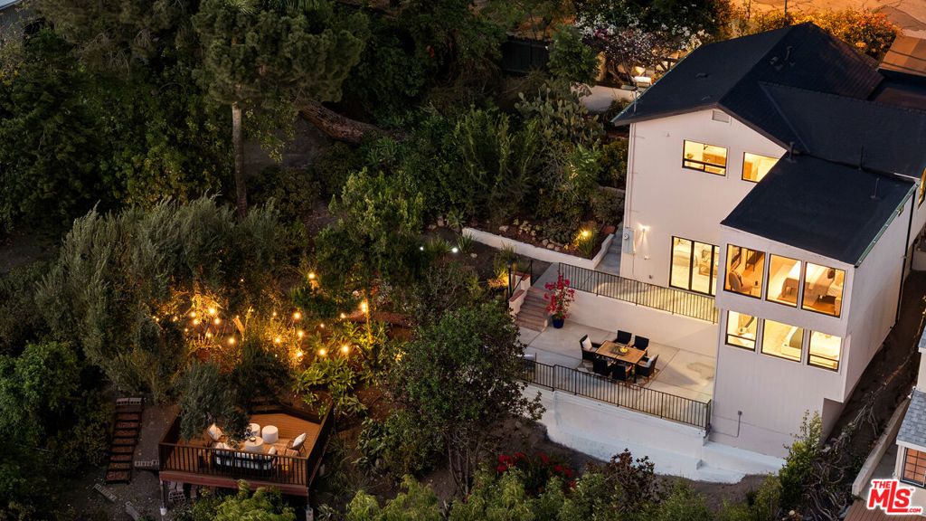579 Crane Boulevard, Los Angeles, CA 90065 — exterior