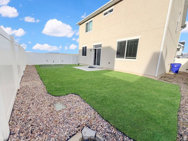 2126 W LYDIA LN, Syracuse, UT 84075
