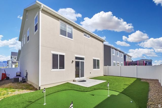 2126 W LYDIA LN, Syracuse, UT 84075