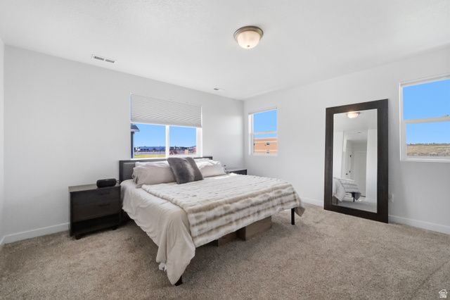 2126 W LYDIA LN, Syracuse, UT 84075