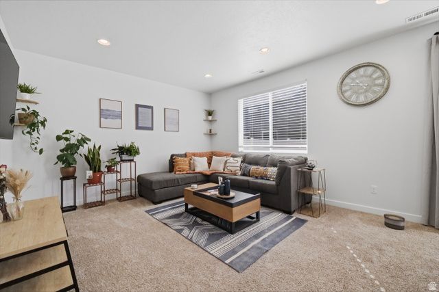 2126 W LYDIA LN, Syracuse, UT 84075