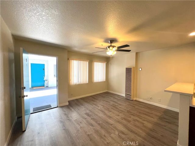 4307 W 142nd Street 9, Hawthorne, CA 90250