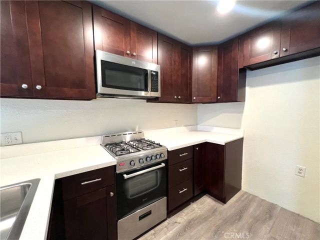 4307 W 142nd Street 9, Hawthorne, CA 90250