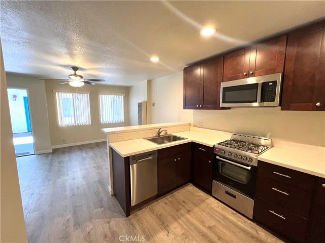 4307 W 142nd Street 9, Hawthorne, CA 90250