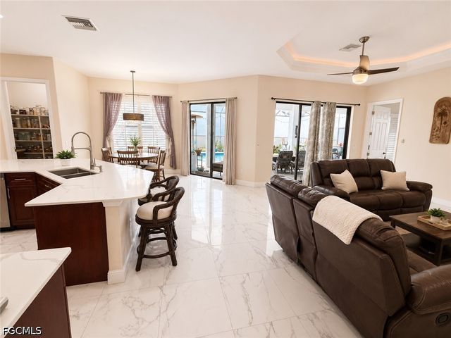 2123 NW 41st PL, Cape Coral, FL 33993