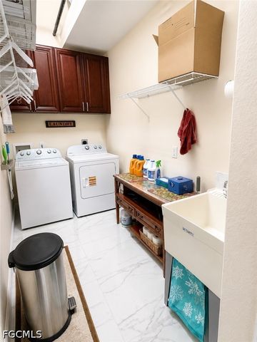 2123 NW 41st PL, Cape Coral, FL 33993