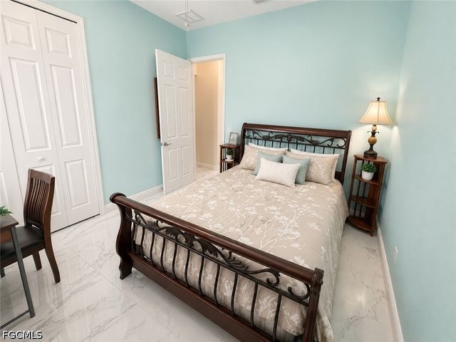2123 NW 41st PL, Cape Coral, FL 33993