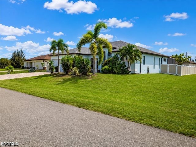 2123 NW 41st PL, Cape Coral, FL 33993