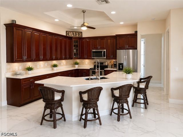 2123 NW 41st PL, Cape Coral, FL 33993