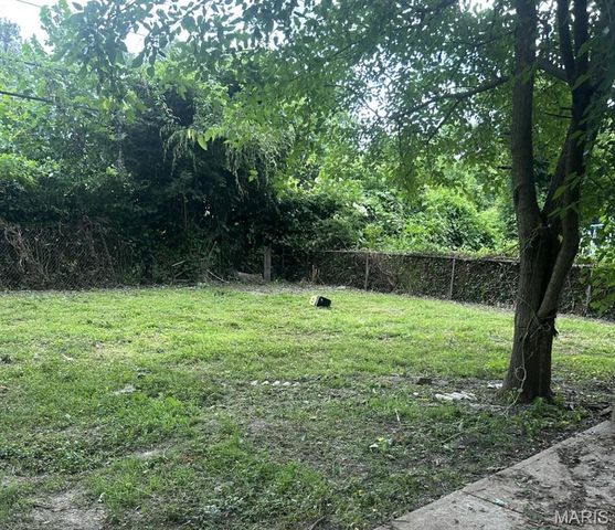 8027 Aline Avenue, Berkeley, MO 63134