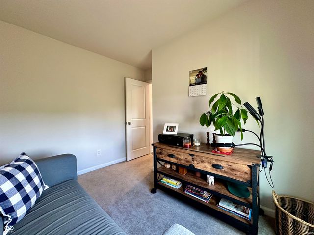 1862 Cascades Drive, Greenfield, IN 46140