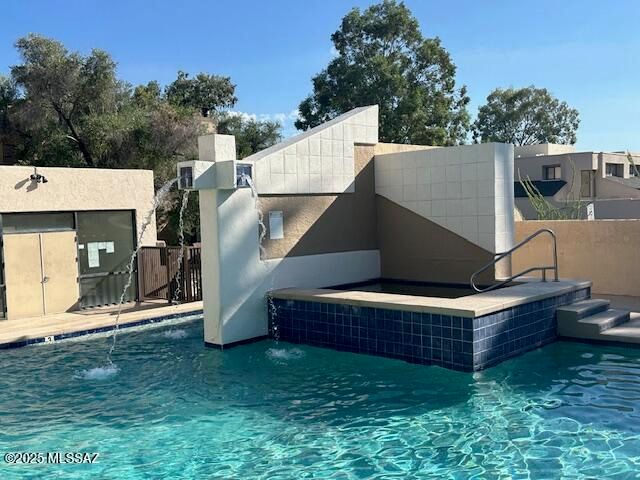 7622 E Callisto Cir Unit 201, Tucson, AZ 85715