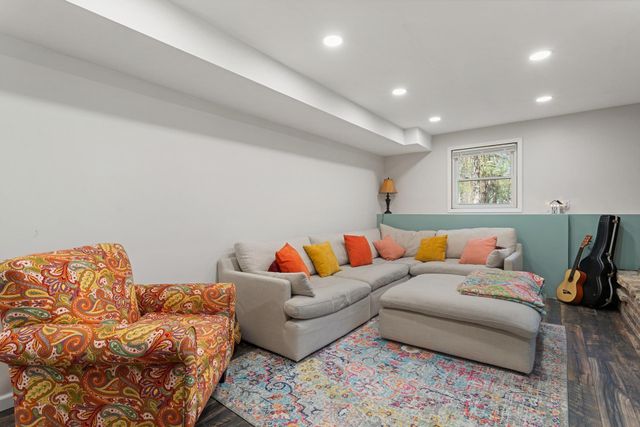 6730 165th Street N, Hugo, MN 55038