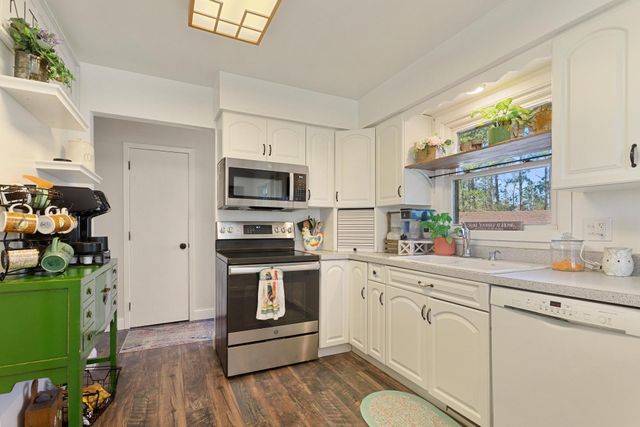 6730 165th Street N, Hugo, MN 55038