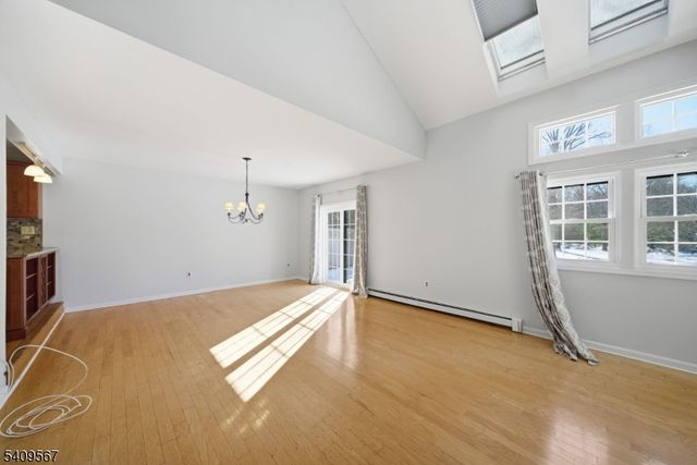 12 Margaret Ter, Sparta Twp., NJ 07871