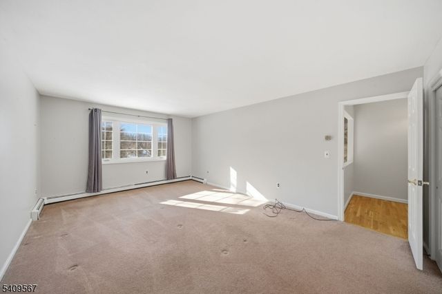 12 Margaret Ter, Sparta Twp., NJ 07871