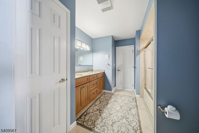 12 Margaret Ter, Sparta Twp., NJ 07871